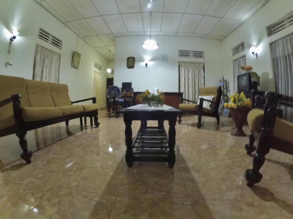 Weeragiri Homestay *