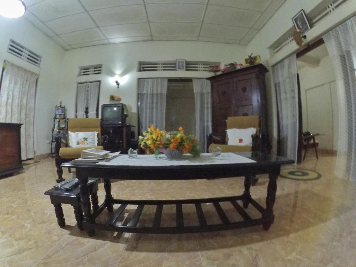 Weeragiri Homestay *